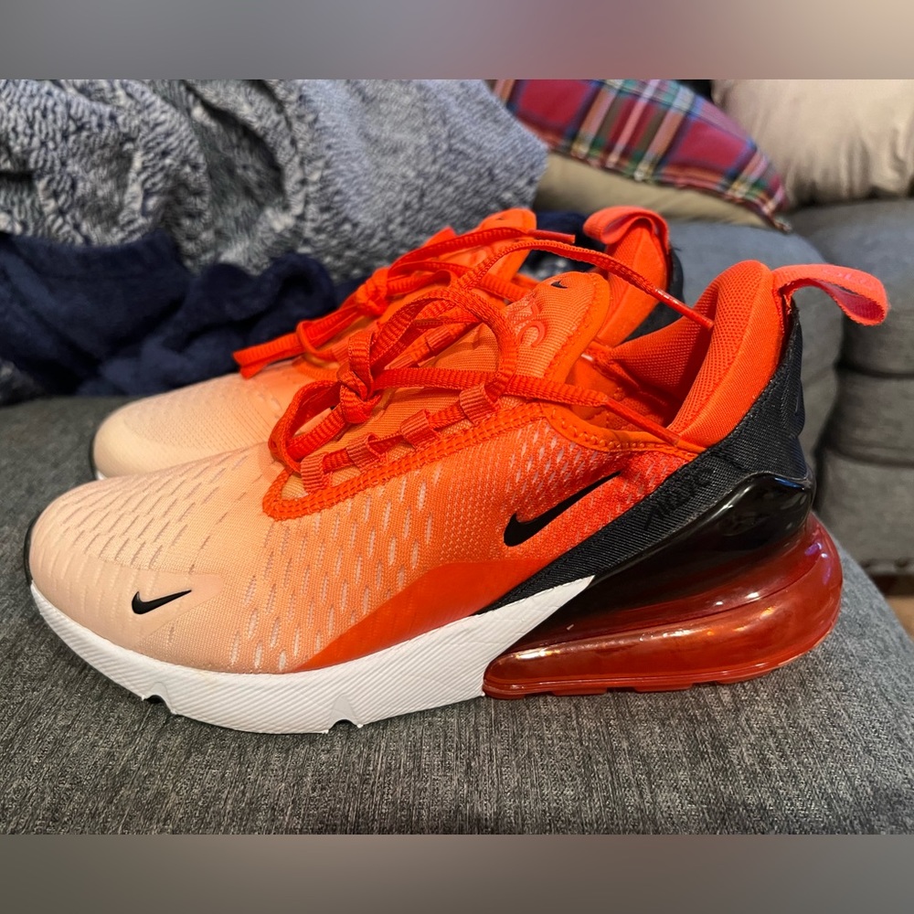 Nike Air Max 270 orange